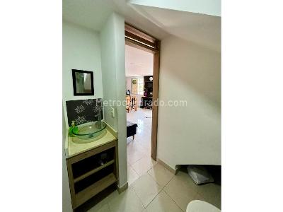 Apartamento de 3 alcobas en venta en Cabañas, Bello, 118 m² · foto 9 de 12