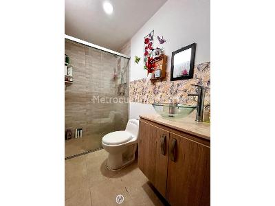 Apartamento de 3 alcobas en venta en Cabañas, Bello, 118 m² · foto 10 de 12
