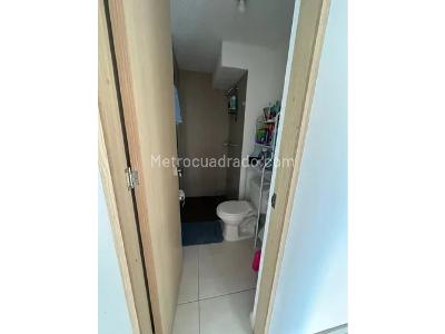 Apartamento de 3 alcobas en venta en Amazonia, Bello, 72 m² · foto 6 de 8