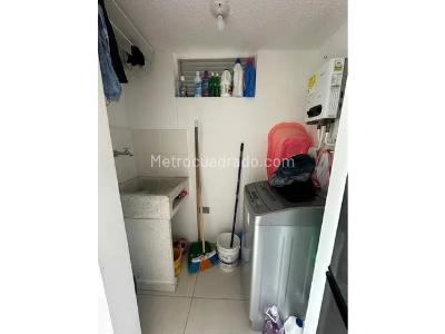 Apartamento de 3 alcobas en venta en Amazonia, Bello, 72 m² · foto 7 de 8