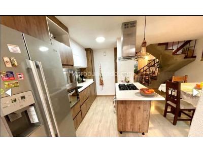 Casa de 3 alcobas en venta en El Dorado, Envigado, 311 m² · foto 5 de 20