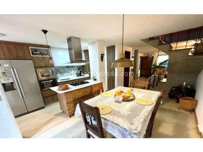 Casa de 3 alcobas en venta en El Dorado, Envigado, 311 m² · foto 6 de 20