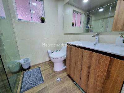 Casa de 4 alcobas en venta en Loma Del Escobero, Envigado, 140 m² · foto 12 de 17