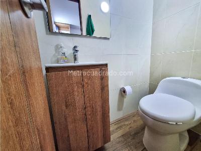 Casa de 4 alcobas en venta en Loma Del Escobero, Envigado, 140 m² · foto 15 de 17