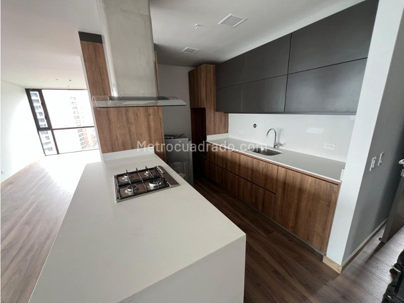 Piso – Envigado, Valle de Aburrá - Vista 2
