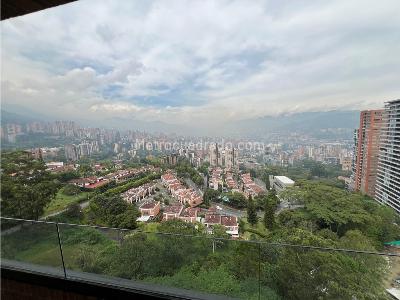 Apartamento de 2 alcobas en venta en Las Palmas, Medellín, 143 m² · foto 2 de 13