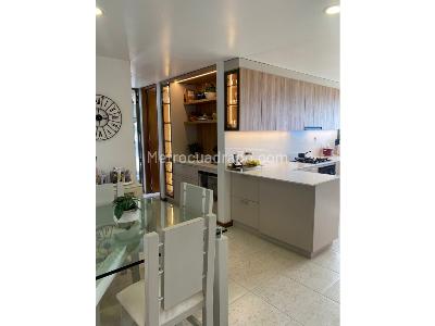 Apartamento de 4 alcobas en venta en Las Palmas, Medellín · foto 5 de 15