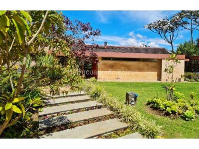 Casa de 4 alcobas en venta en Las Palmas, Medellín · foto 3 de 16
