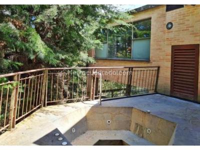 Casa de 4 alcobas en venta en Las Palmas, Medellín · foto 15 de 16