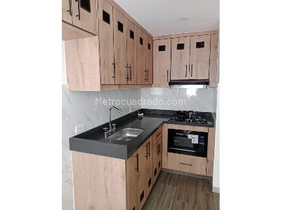 Apartamento de 3 alcobas en venta en Ciudad De Los Puerto Bello, Bello, 50 m² · foto 2 de 20