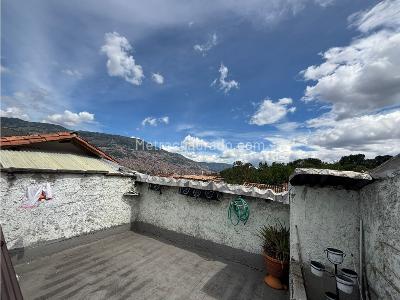 Casa de 4 alcobas en venta en Cabañitas, Bello, 128 m² · foto 8 de 13