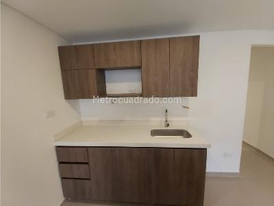 Apartamento de 3 alcobas en venta en Perez, Bello, 85 m² · foto 2 de 8