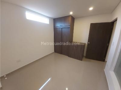 Apartamento de 3 alcobas en venta en Perez, Bello, 85 m² · foto 5 de 8
