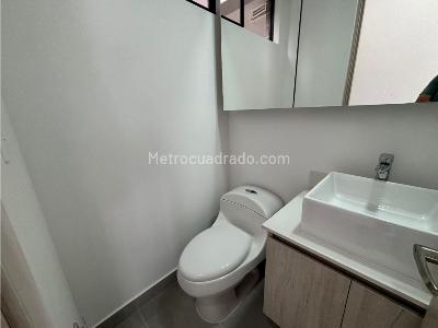Apartamento de 1 alcoba en venta en Bello, Bello, 47 m² · foto 9 de 14