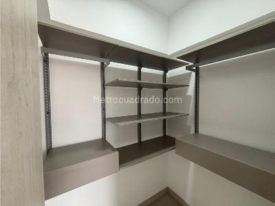 Apartamento de 1 alcoba en venta en Bello, Bello, 47 m² · foto 13 de 14