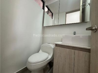 Apartamento de 1 alcoba en venta en Bello, Bello, 47 m² · foto 14 de 14