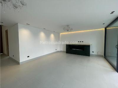 Casa de 4 alcobas en venta en El Poblado, Medellín, 441 m² · foto 5 de 20