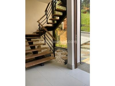 Casa de 4 alcobas en venta en El Poblado, Medellín, 441 m² · foto 6 de 20