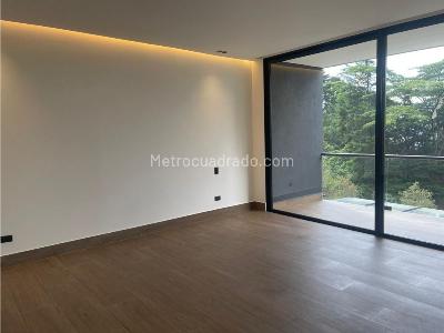 Casa de 4 alcobas en venta en El Poblado, Medellín, 441 m² · foto 9 de 20