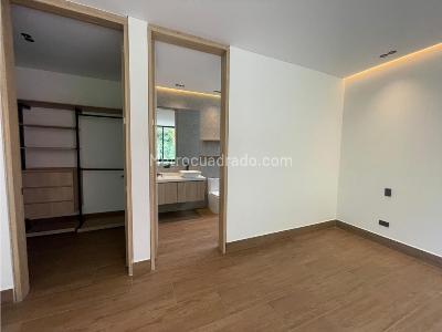 Casa de 4 alcobas en venta en El Poblado, Medellín, 441 m² · foto 18 de 20