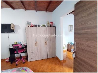 Casa de 5 alcobas en venta en Santa Ana, Bello, 135 m² · foto 16 de 20