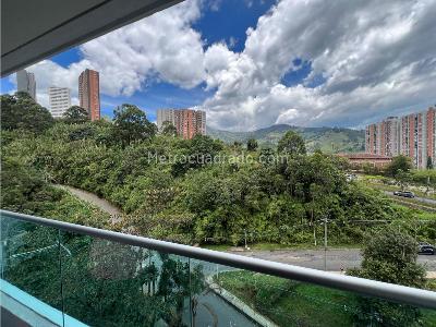 Apartamento de 2 alcobas en venta en Las Lomitas Sabaneta, Sabaneta, 98 m² · foto 7 de 13