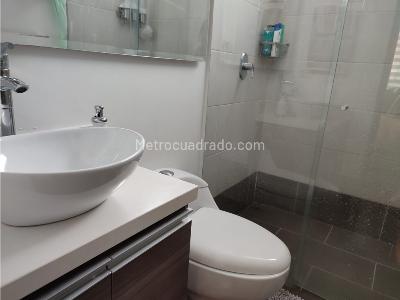 Apartamento de 2 alcobas en venta en Las Lomitas Sabaneta, Sabaneta, 98 m² · foto 13 de 13