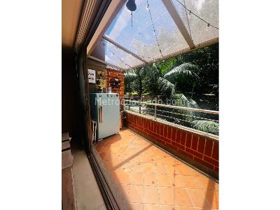 Apartamento de 4 alcobas en venta en El Poblado, Medellín, 124 m² · foto 7 de 20