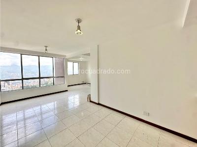 Apartamento de 4 alcobas en venta en El Poblado, Medellín, 117 m² · foto 3 de 19