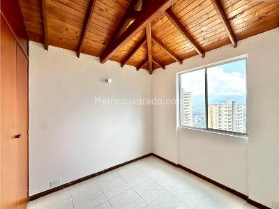 Apartamento de 4 alcobas en venta en El Poblado, Medellín, 117 m² · foto 18 de 19