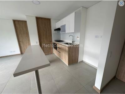 Apartamento de 2 alcobas en venta en Sabaneta Loma De San Jose, Sabaneta, 72 m² · foto 2 de 16