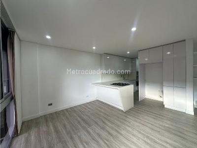 Casa de 3 alcobas en venta en Loma Del Chocho, Envigado, 290 m² · foto 5 de 13