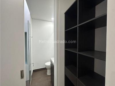 Casa de 3 alcobas en venta en Loma Del Chocho, Envigado, 290 m² · foto 13 de 13