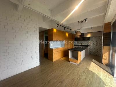 Apartamento de 2 alcobas en venta en Las Palmas, Medellín, 74 m² · foto 3 de 12