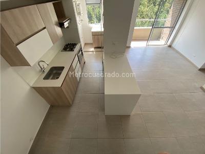 Apartamento de 3 alcobas en venta en Amazonia, Bello, 76 m² · foto 2 de 20