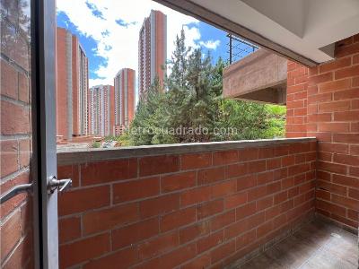Apartamento de 1 alcoba en venta en Navarra Bello, Bello, 37 m² · foto 6 de 8