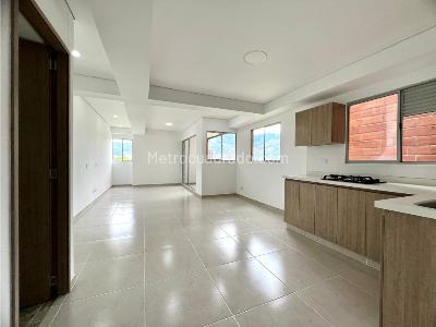 Apartamento de 1 alcoba en venta en Navarra Bello, Bello, 44 m² · foto 3 de 8