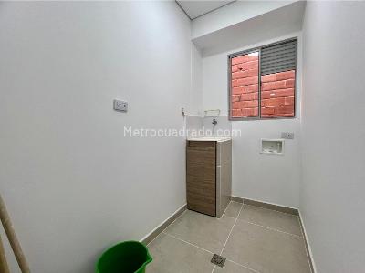 Apartamento de 1 alcoba en venta en Navarra Bello, Bello, 44 m² · foto 6 de 8