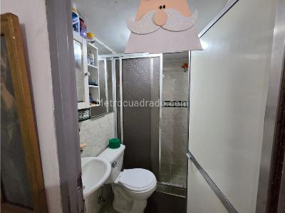Casa de 3 alcobas en venta en Niquia, Bello, 80 m² · foto 3 de 7