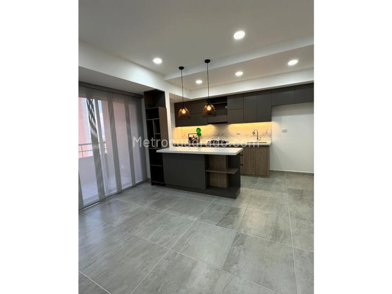 Piso – Bello - Vista 2
