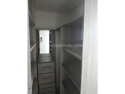 Apartamento de 3 alcobas en venta en El Trapiche, Bello, 63 m² · foto 6 de 11