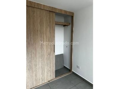 Apartamento de 2 alcobas en venta en El Trapiche, Bello, 55 m² · foto 9 de 14