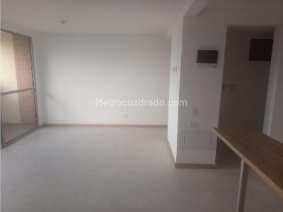 Apartamento de 3 alcobas en venta en Amazonia, Bello, 69 m² · foto 2 de 12