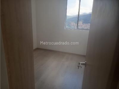Apartamento de 3 alcobas en venta en Amazonia, Bello, 69 m² · foto 4 de 12