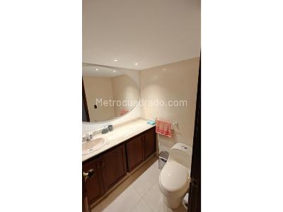 Apartamento de 3 alcobas en venta en El Poblado, Medellín, 151 m² · foto 13 de 20
