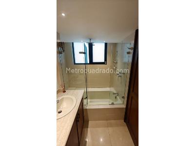 Apartamento de 3 alcobas en venta en El Poblado, Medellín, 151 m² · foto 19 de 20