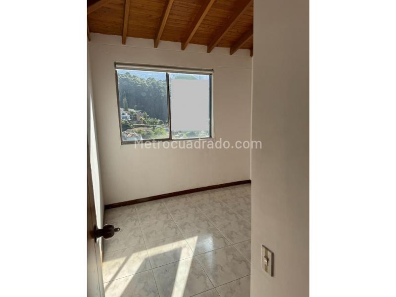 4BR Penthouse Apartment for Rent in El Poblado, Medellín - 7