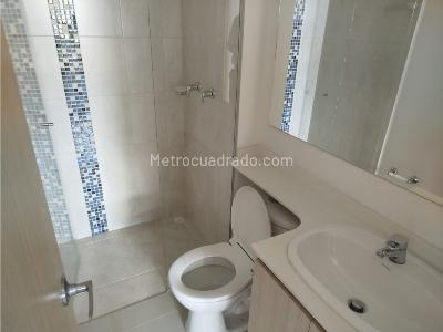 Apartamento de 3 alcobas en venta en Amazonia, Bello, 58 m² · foto 12 de 13