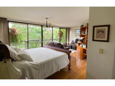 Apartamento en venta en El Poblado, Medellín · foto 4 de 11