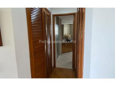 Apartamento en venta en El Poblado, Medellín · foto 5 de 11